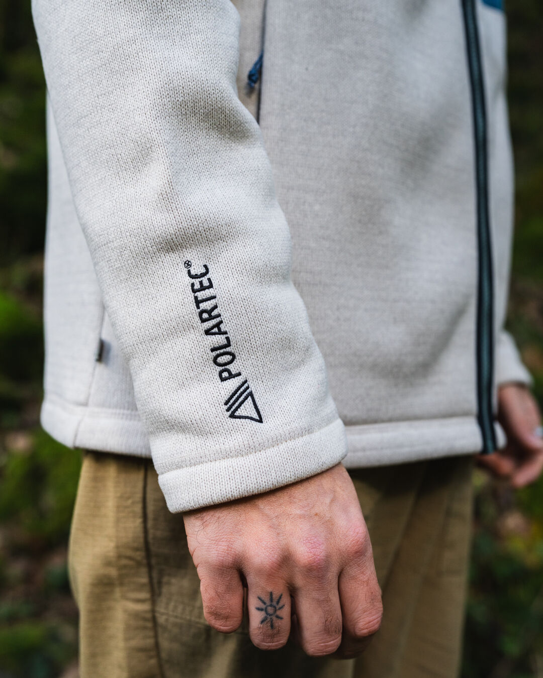 Male_Incline Recycled Sherpa Fleece - Vintage White