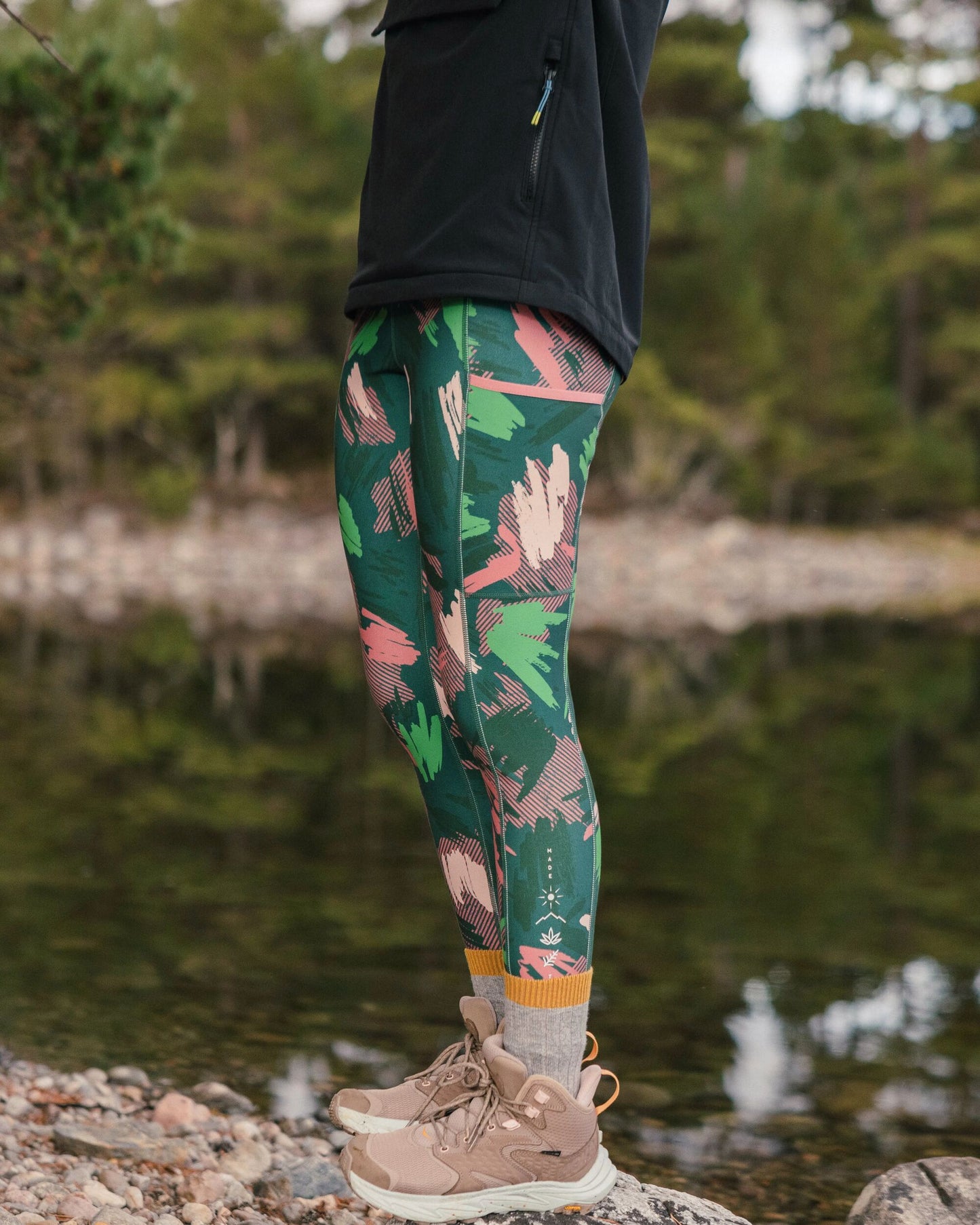 Mantra Recycled Active Legging - Abstract Mountain Fir Tree