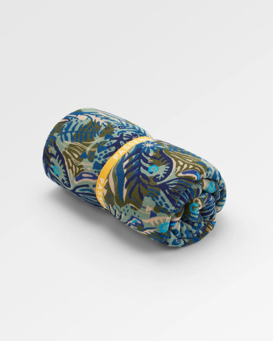 Travel Towel Recycled Microfibre - Abstract Seaweed Pistachio