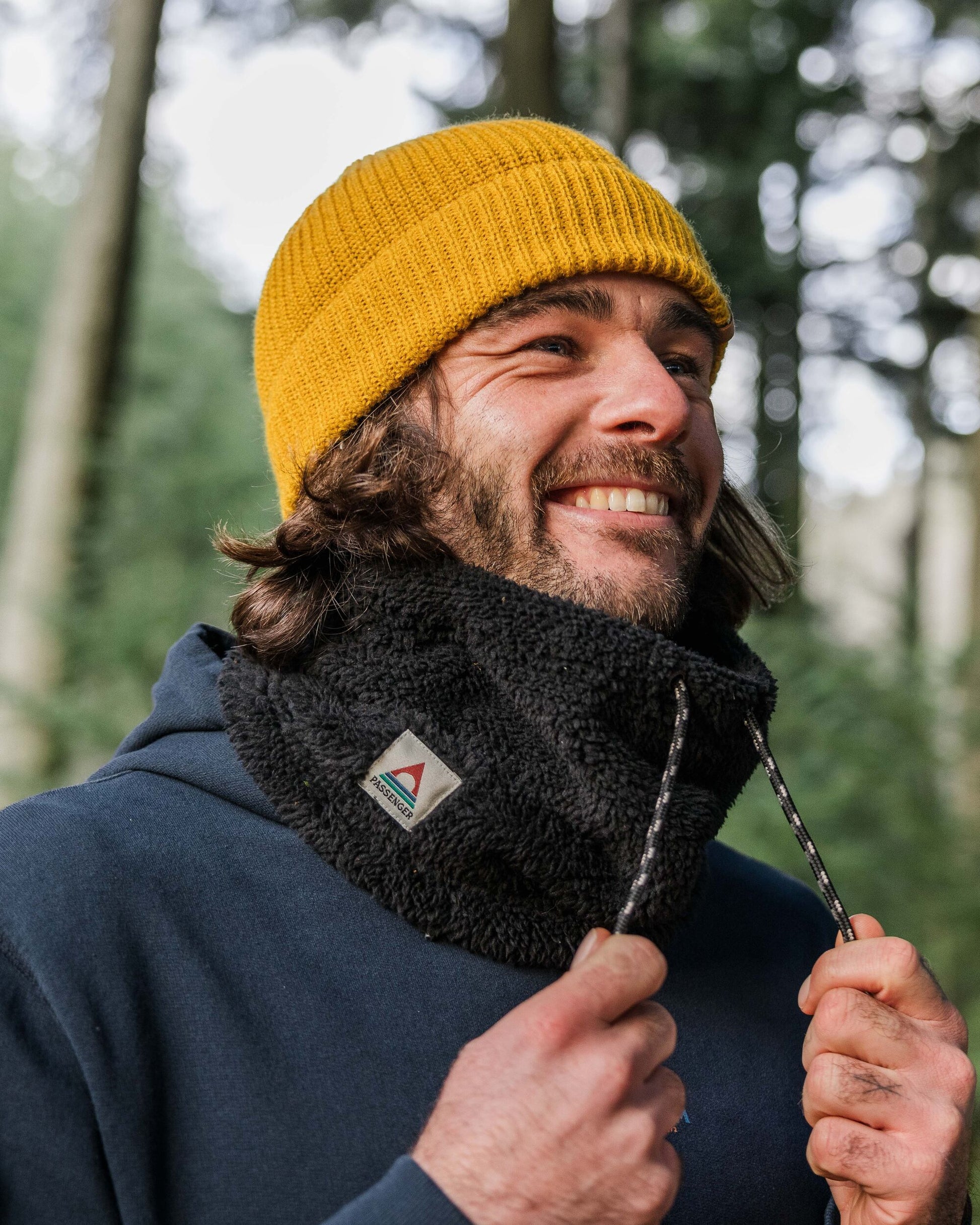 Male_Ash Recycled Sherpa Fleece Snood - Black