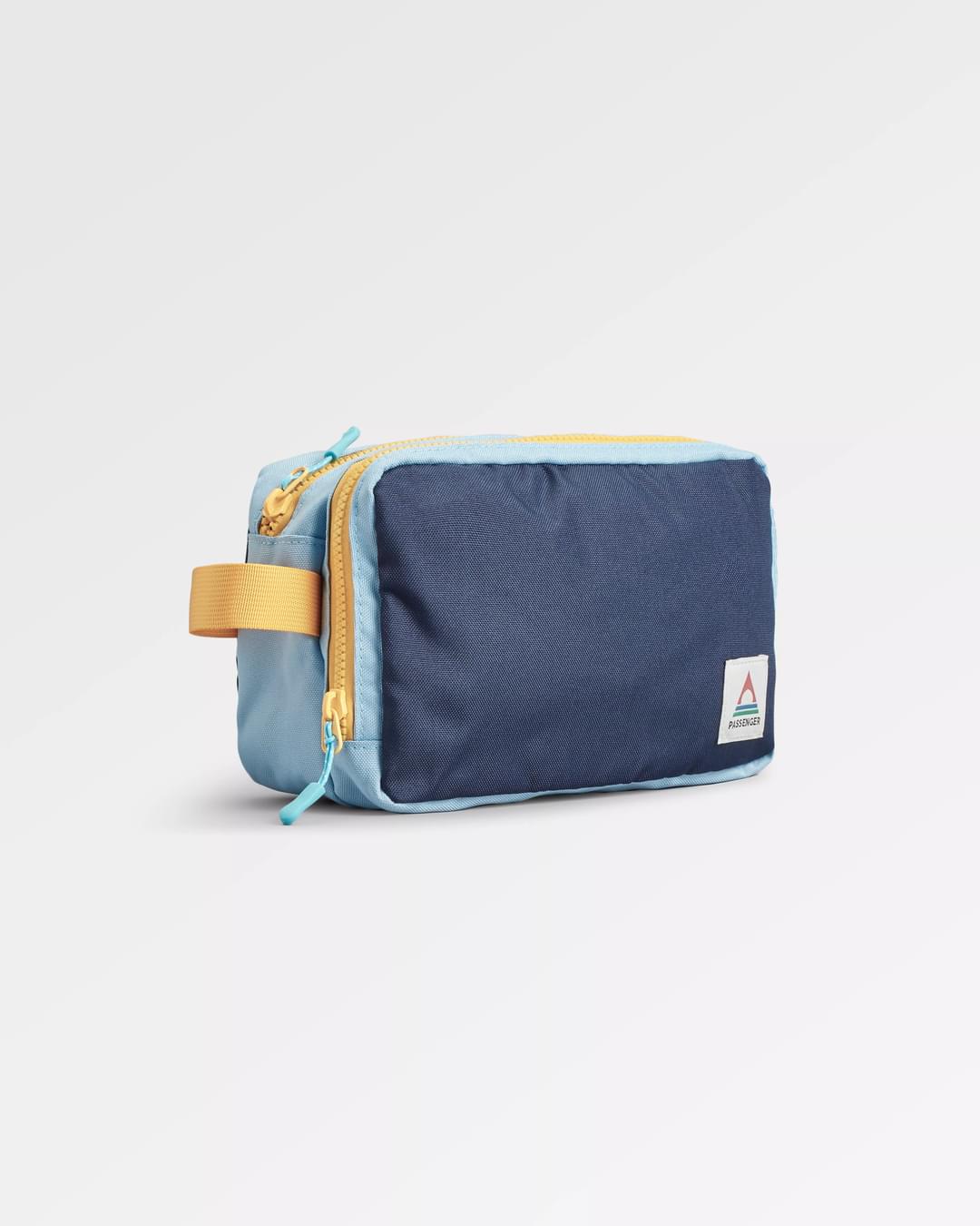 Travel Recycled Wash Kit - Navy/Blue