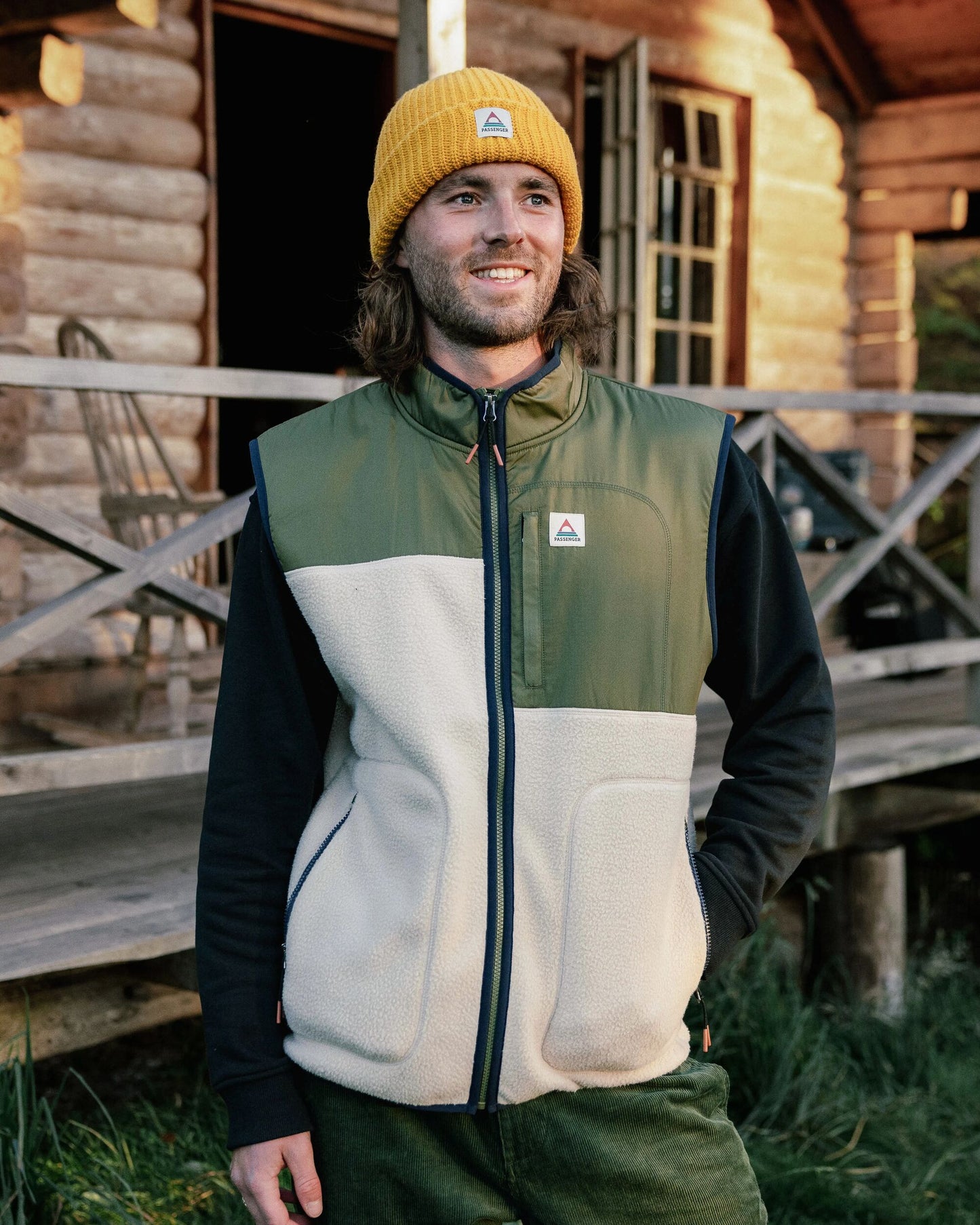 Offgrid Recycled Sherpa Fleece Vest - Oatmeal/Khaki