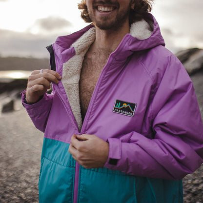 Male_Roaming Sherpa Lined Changing Robe - Viridian Green/Orchid