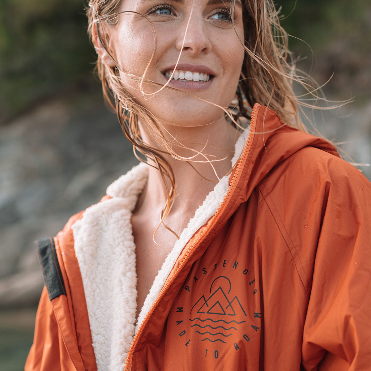 Womens_Escapism Sherpa Lined Changing Robe - Rust
