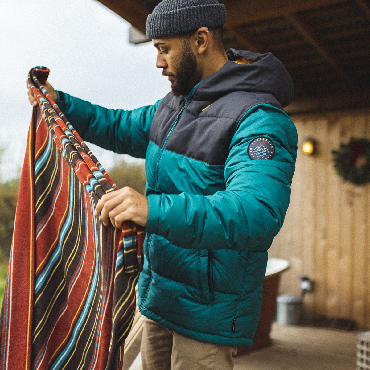 The north face 1992 nuptse outlet jacket in everglade green